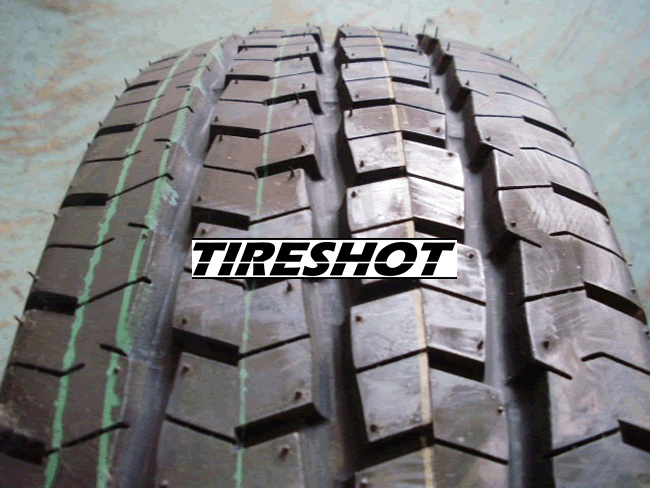 Tire Ovation V02
